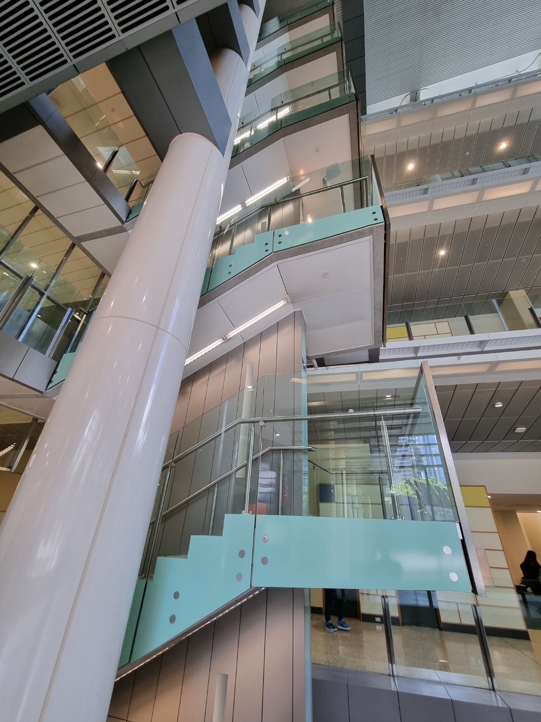 Commonwealth Law Courts project view 1 of 3